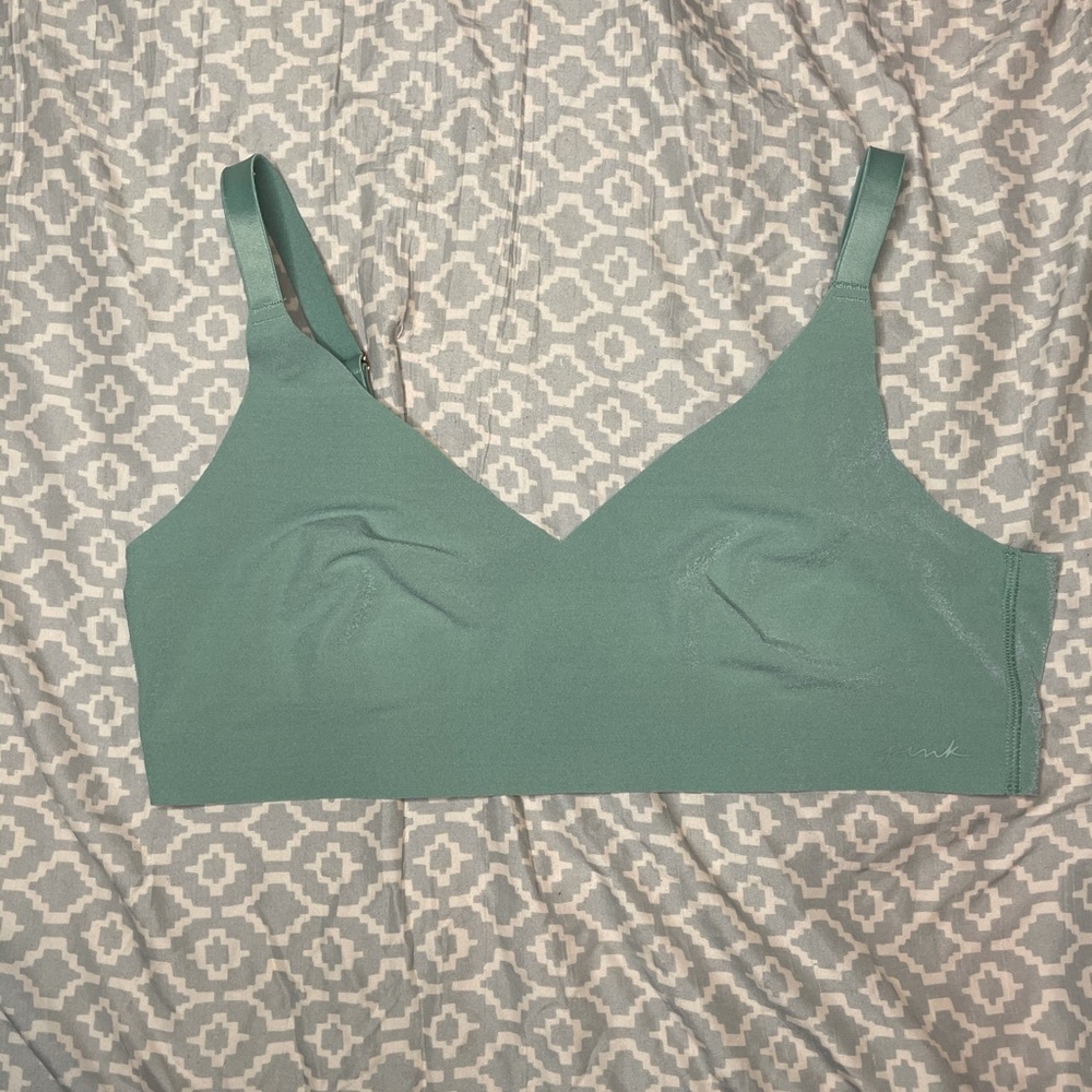 *Victoria secret* lounge bra